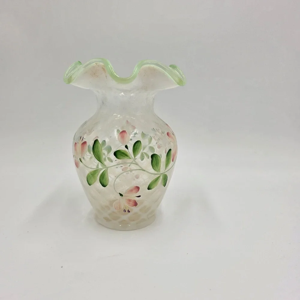 Fenton charming handpainted